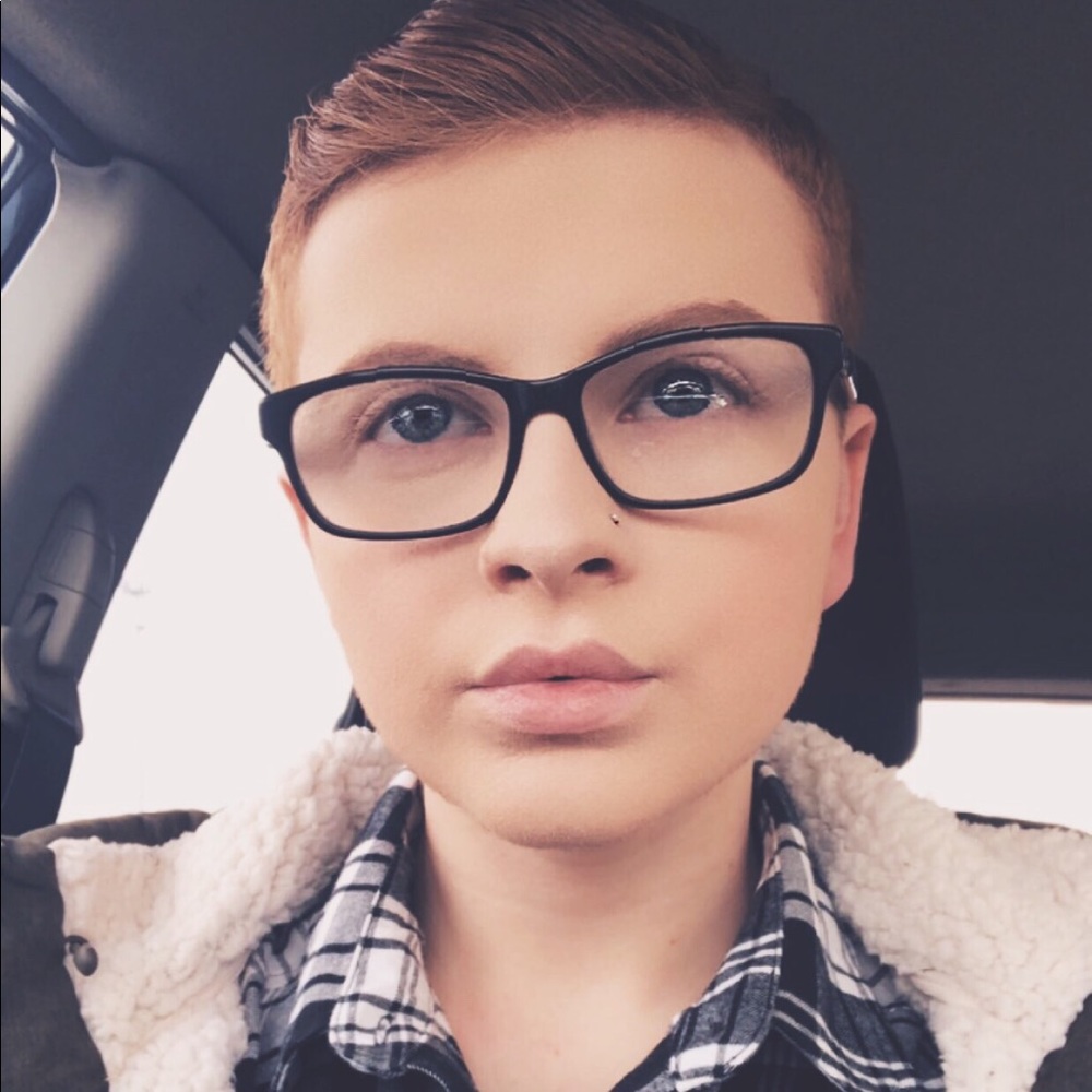 Meet your Posher, Chandler